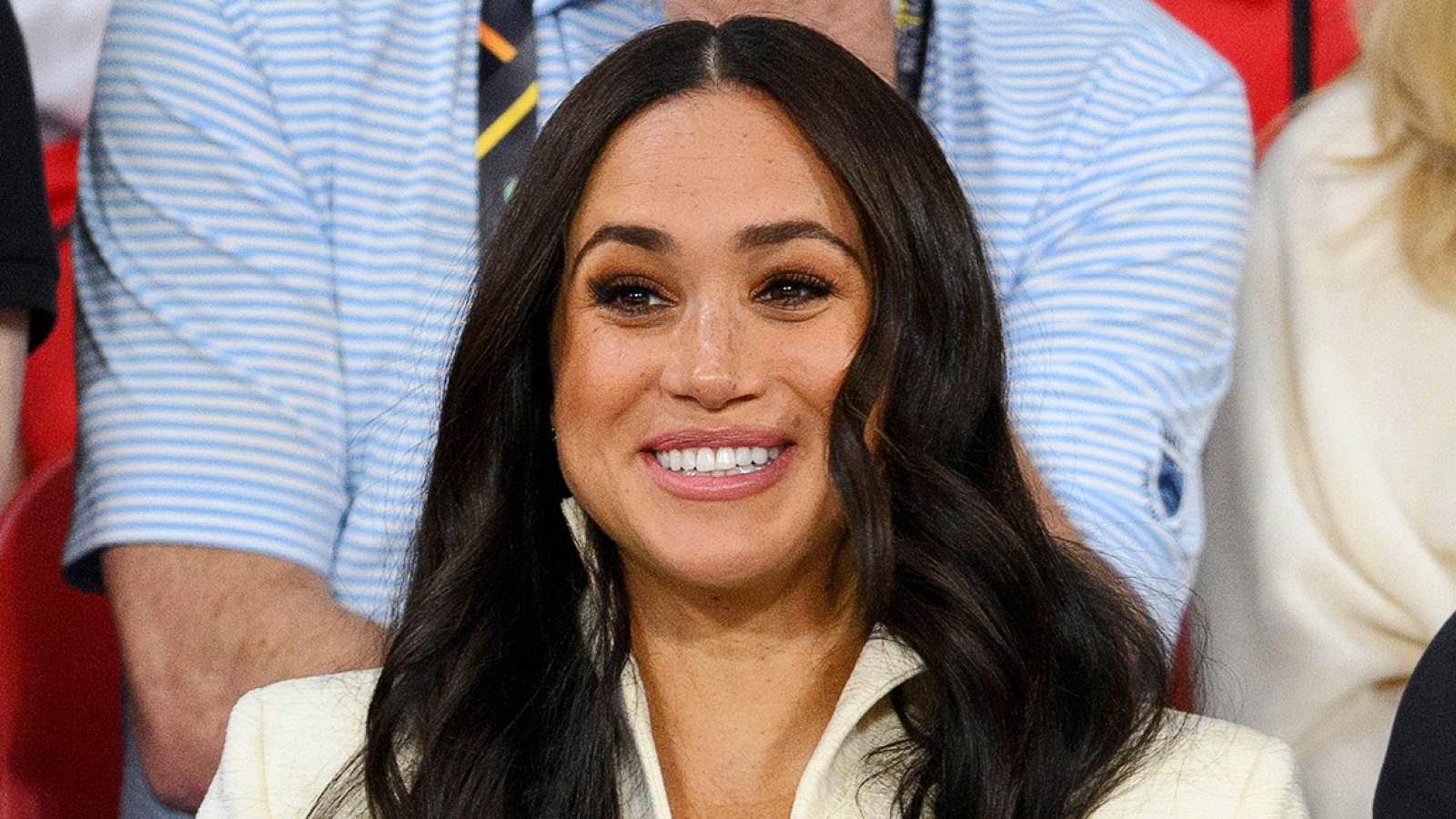 Meghan Markle Changes Up Her Look 254