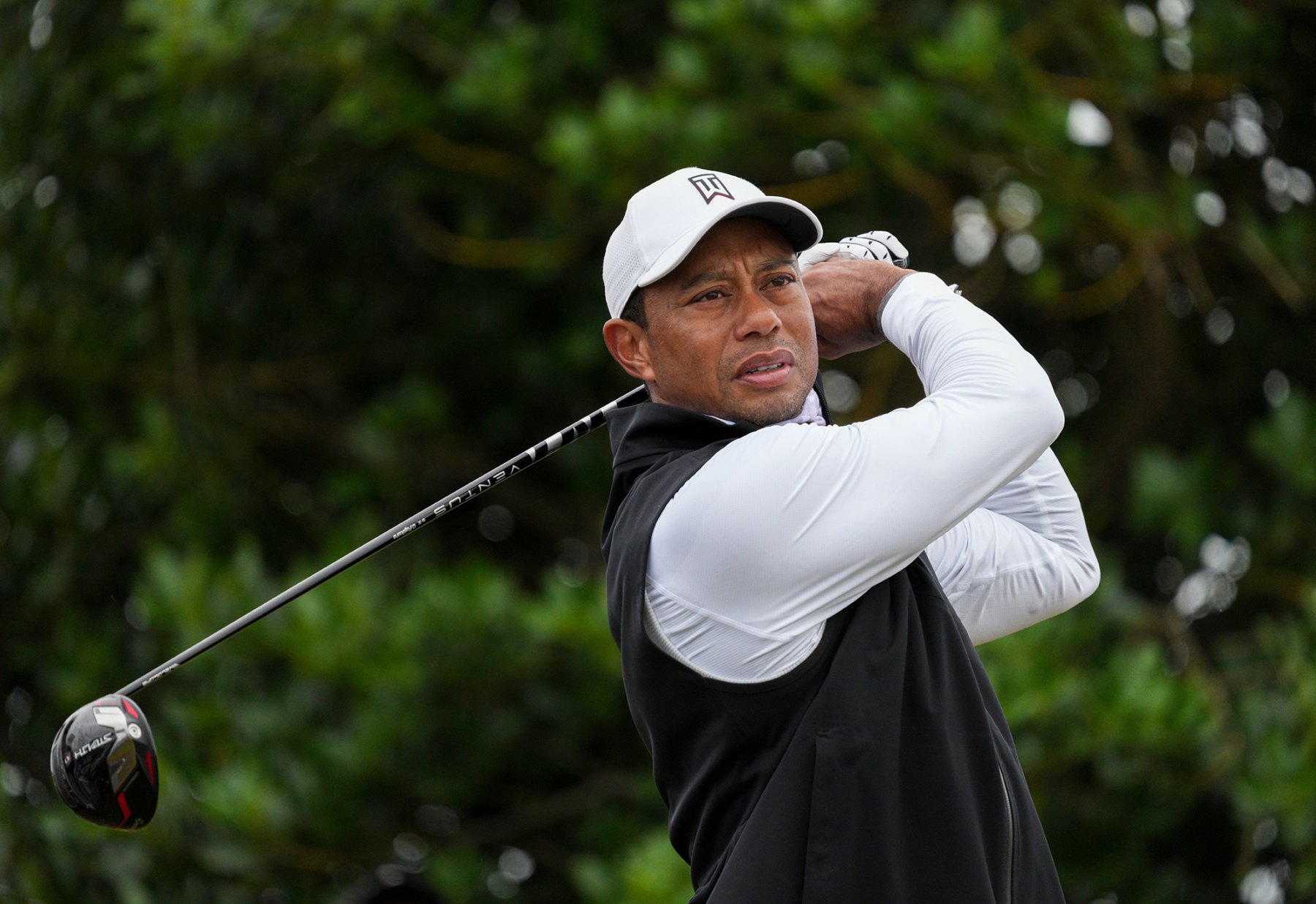 Tiger Woods Withdraws From Masters After Foot Injury Details Us Weekly