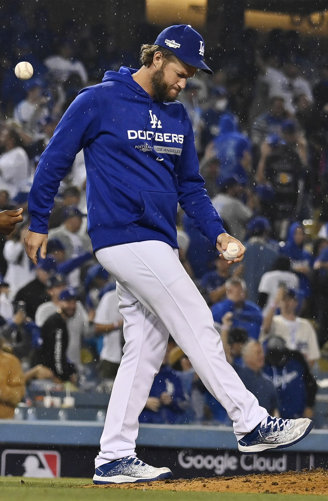 Clayton Kershaw's mother dies one day before Mother's Day