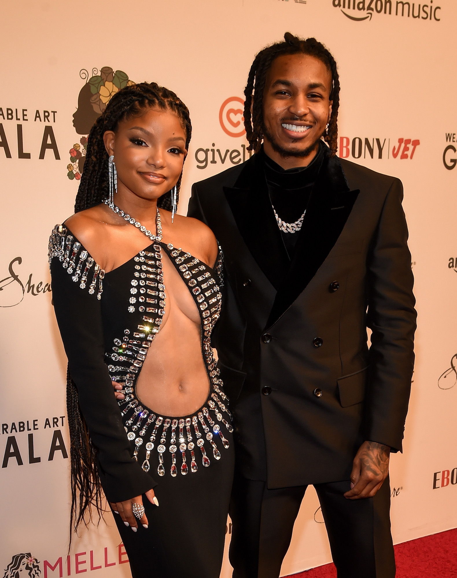 Cronograma de relacionamento de Halle Bailey e DDG