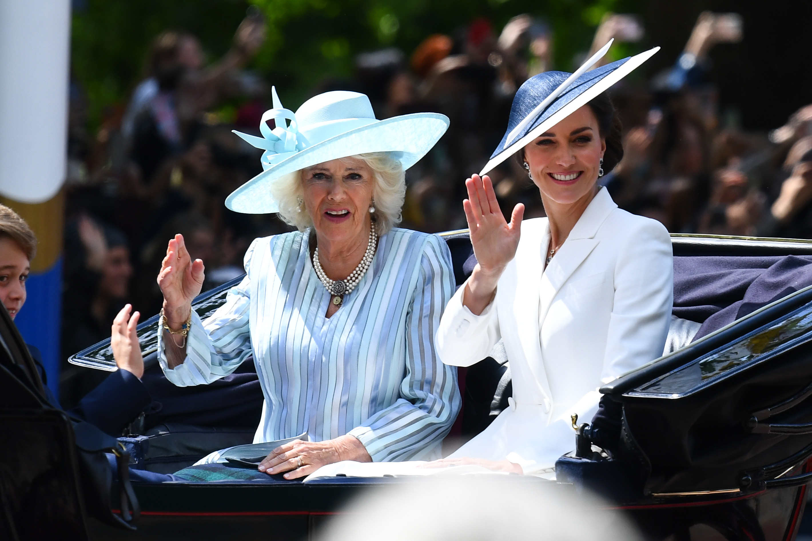 Por dentro do relacionamento do príncipe William e Kate Middleton com a rainha Camilla