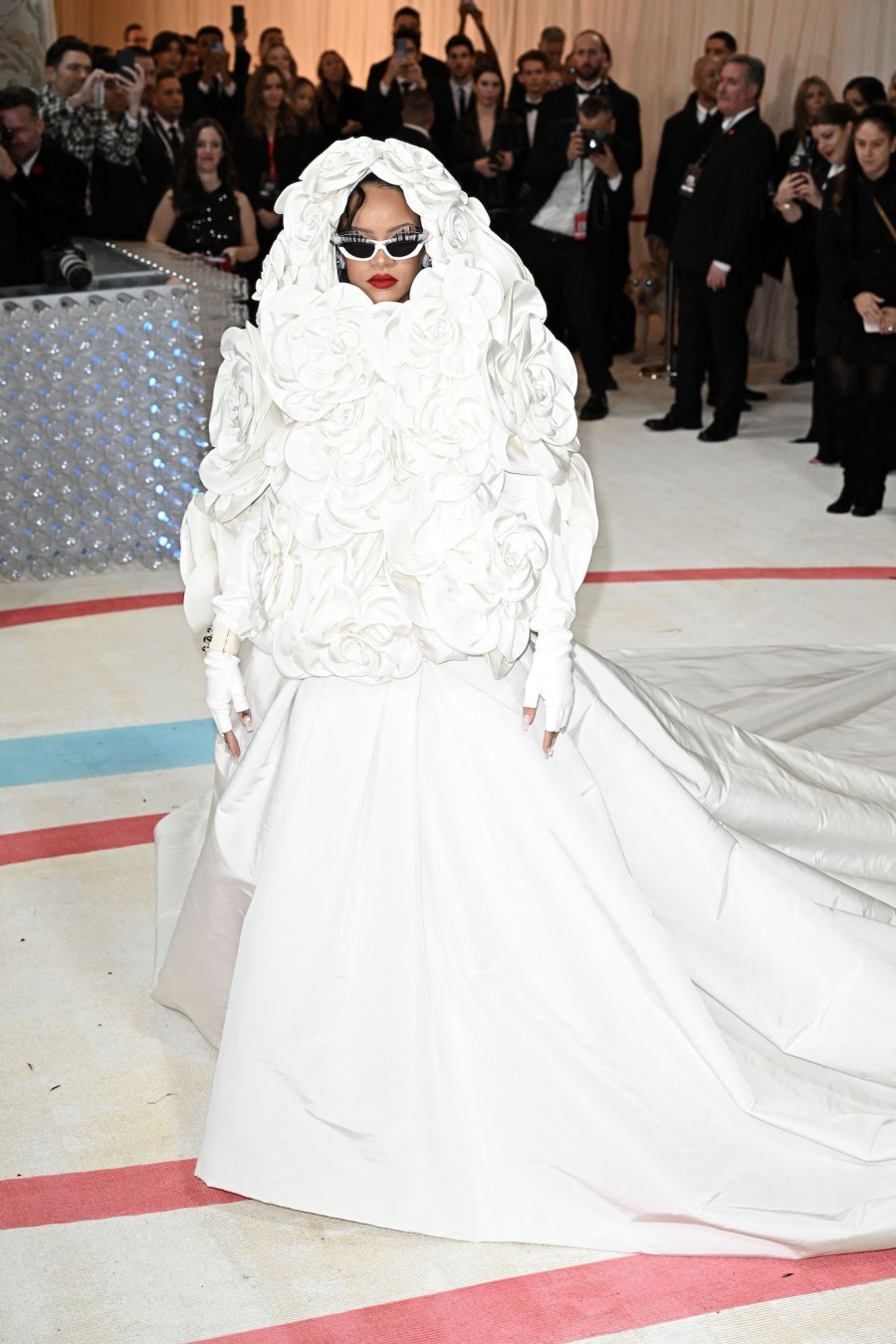 Rihanna Flashes Her Boobs In Sheer Dress At CFDA Fashion Awards (NSFW PICS)