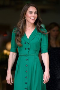 kate-middleton-emerald-green-dress-2