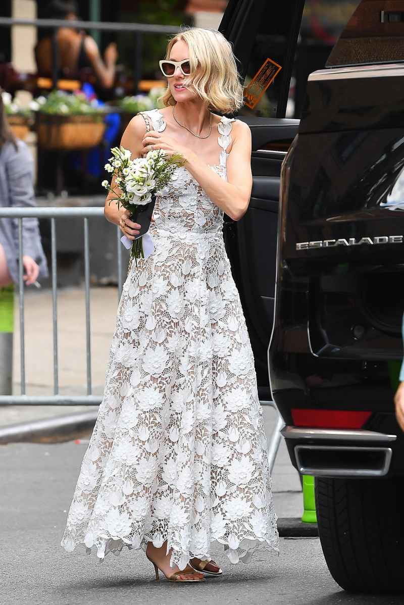 Inside-Naomi-Watts-and-Billy-Crudup-s--Stress-Free--Wedding--It-Was--Spur-of-the-Moment- -382