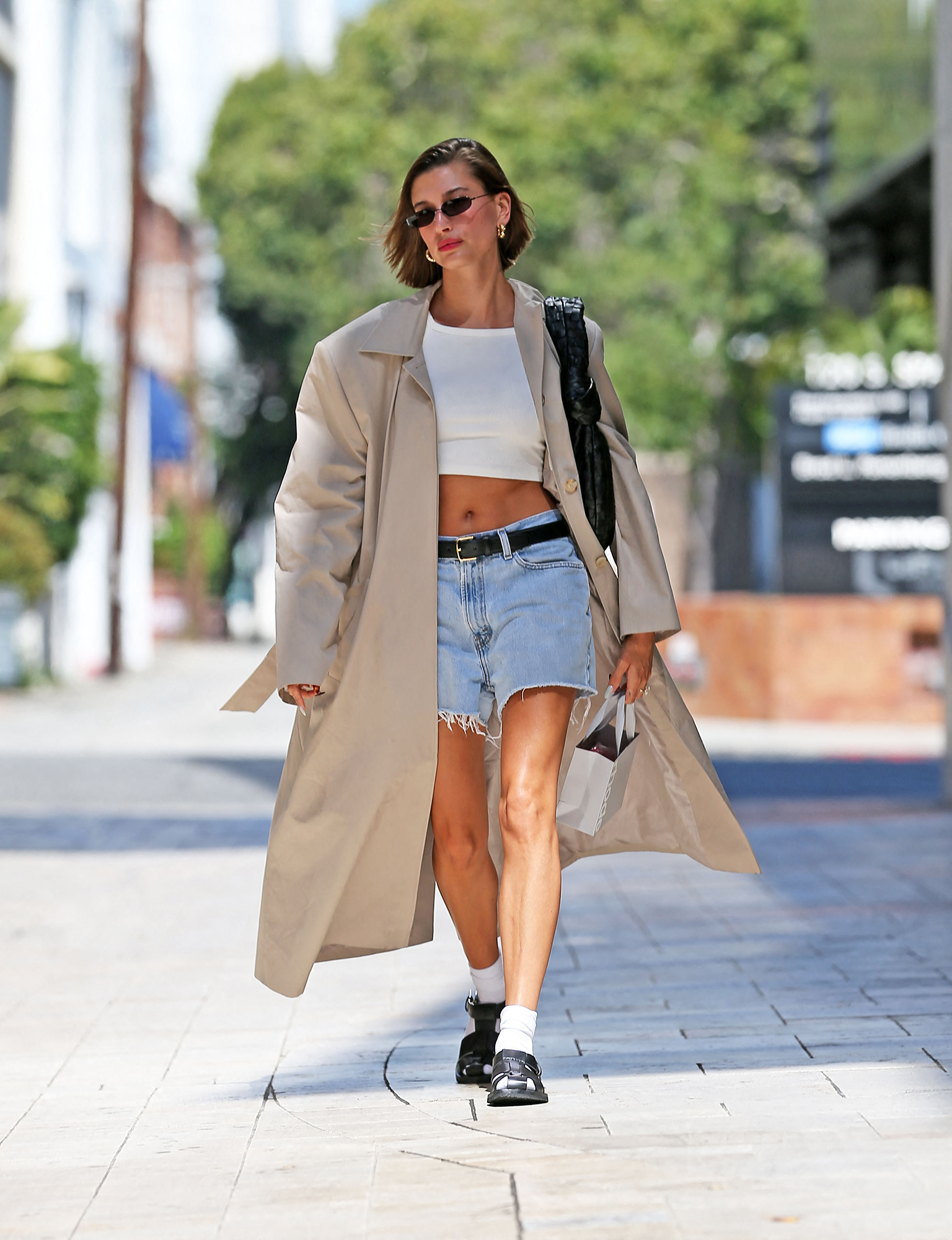 Hailey Bieber wears baggy jeans during a shopping trip in Los Angeles