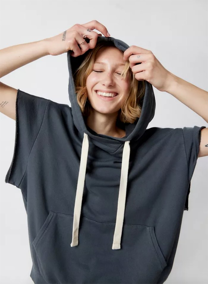 weekend-deals-urban-outfitters-hoodie