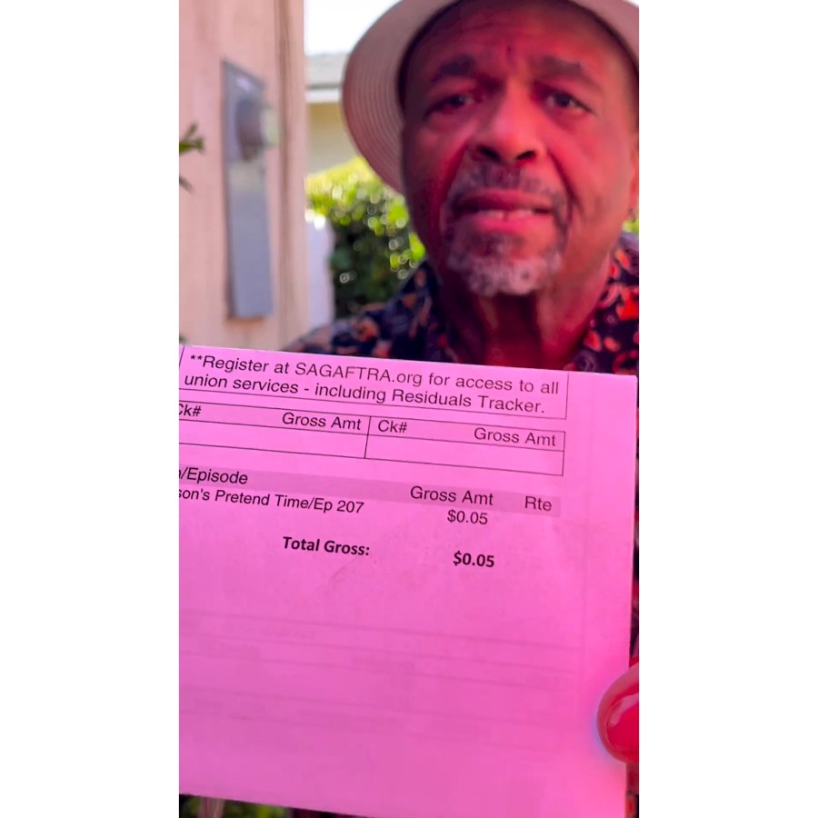 'Abbott Elementary' Star William Stanford Davis Shows Off Residual Check