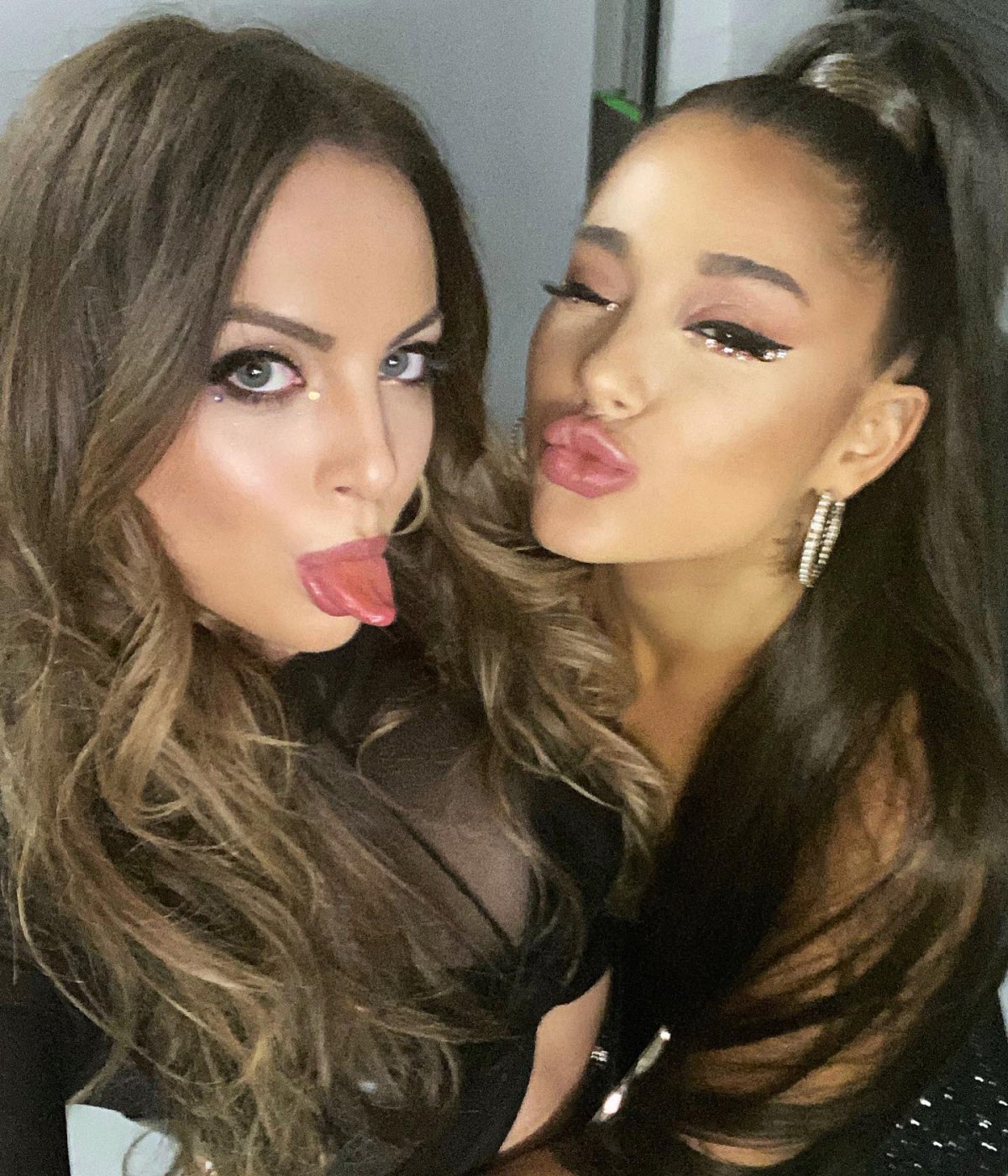 Ariana Grande Elizabeth Gillies Friendship Over The Years Photos Us Weekly 