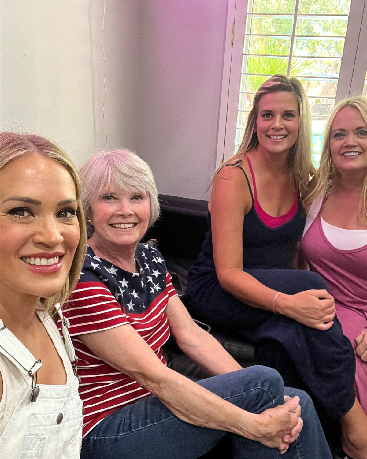 Carrie Underwood Got Matching Tattoos In Vegas with Mom and Sisters -  InkedMag