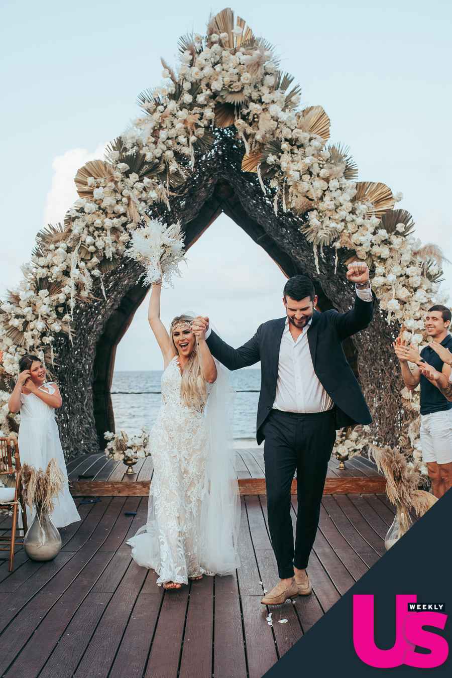 Bachelor Nation's Juelia Kinney Marries Evan Bass' Brother Aaron Bass in Cancun: Photos