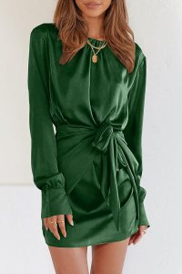 green dress