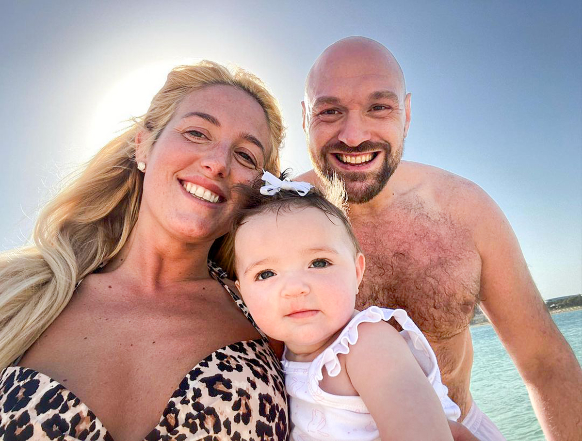 Meet Boxer Tyson Fury’s Family: Wife Paris, 6 Kids, Famous Brother and More