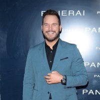 See Chris Pratt-s Bejeweled Makeover From Daughters Eloise and Lyla