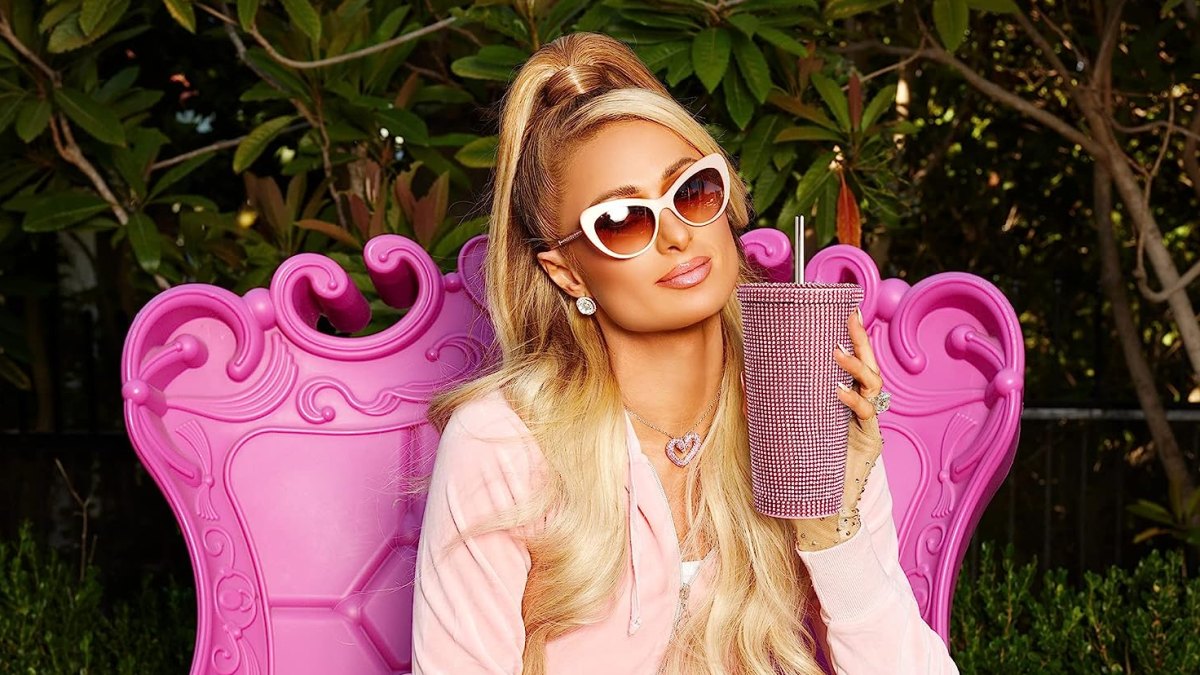Paris Hilton's New Cookware Collection Is All Pink and Under $80 –  StyleCaster