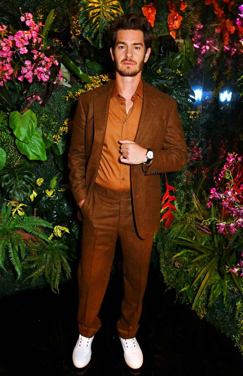Feature Andrew Garfield Masters Tonal Dressing in Crisp Autumn Outfit
