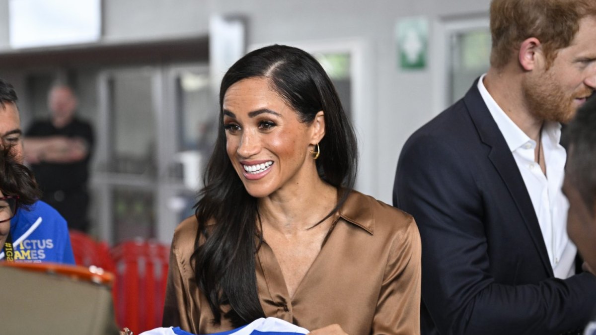 Meghan Markle Just Wore a Chic Pair of $22 Hoop Earrings From