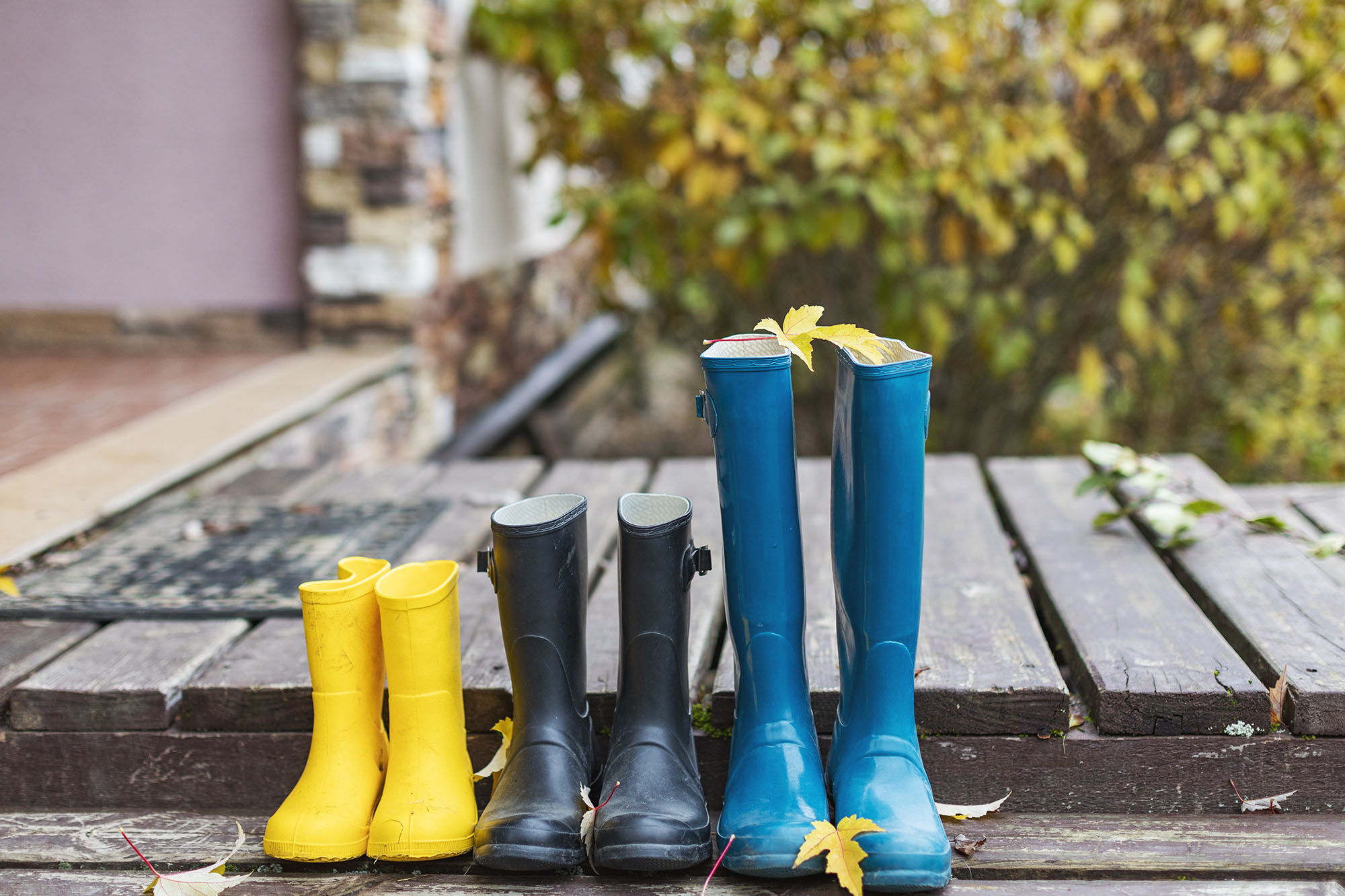 Sperry yellow shop rain boots