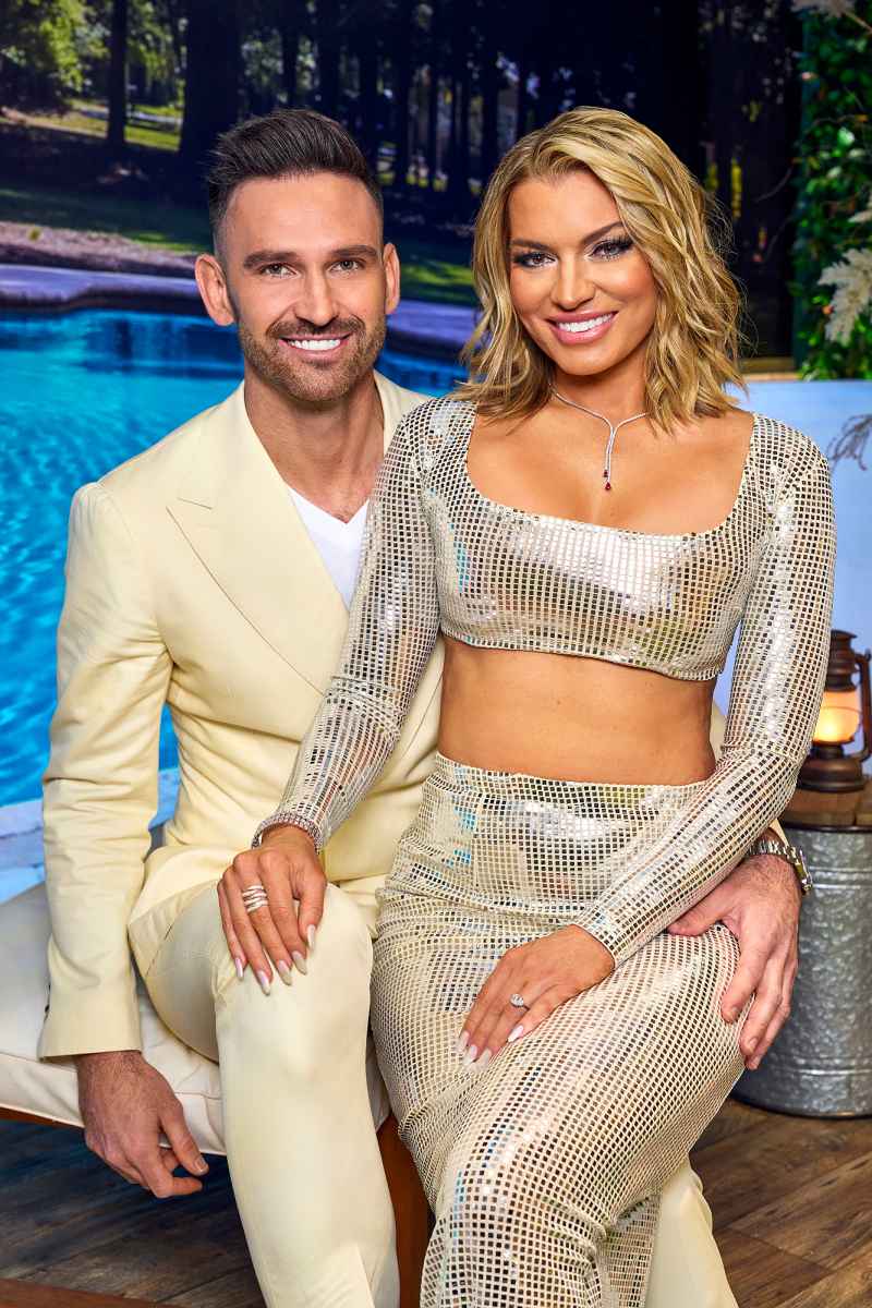 Summer House's Carl Radke and Lindsay Hubbard's Wedding Guests Were Forced to ‘Eat the Costs’ After Split (Source)