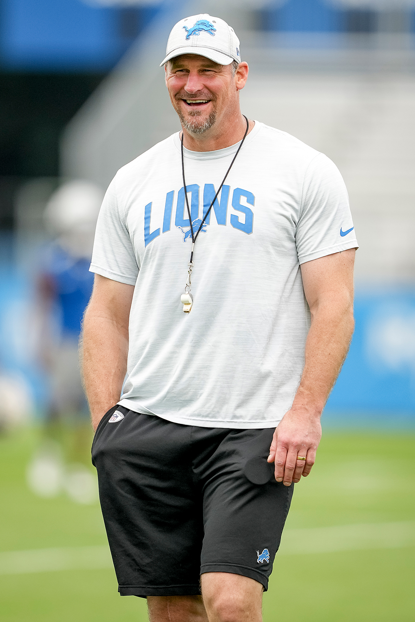 Best-Looking NFL Coaches: Style & Charisma on the Sidelines