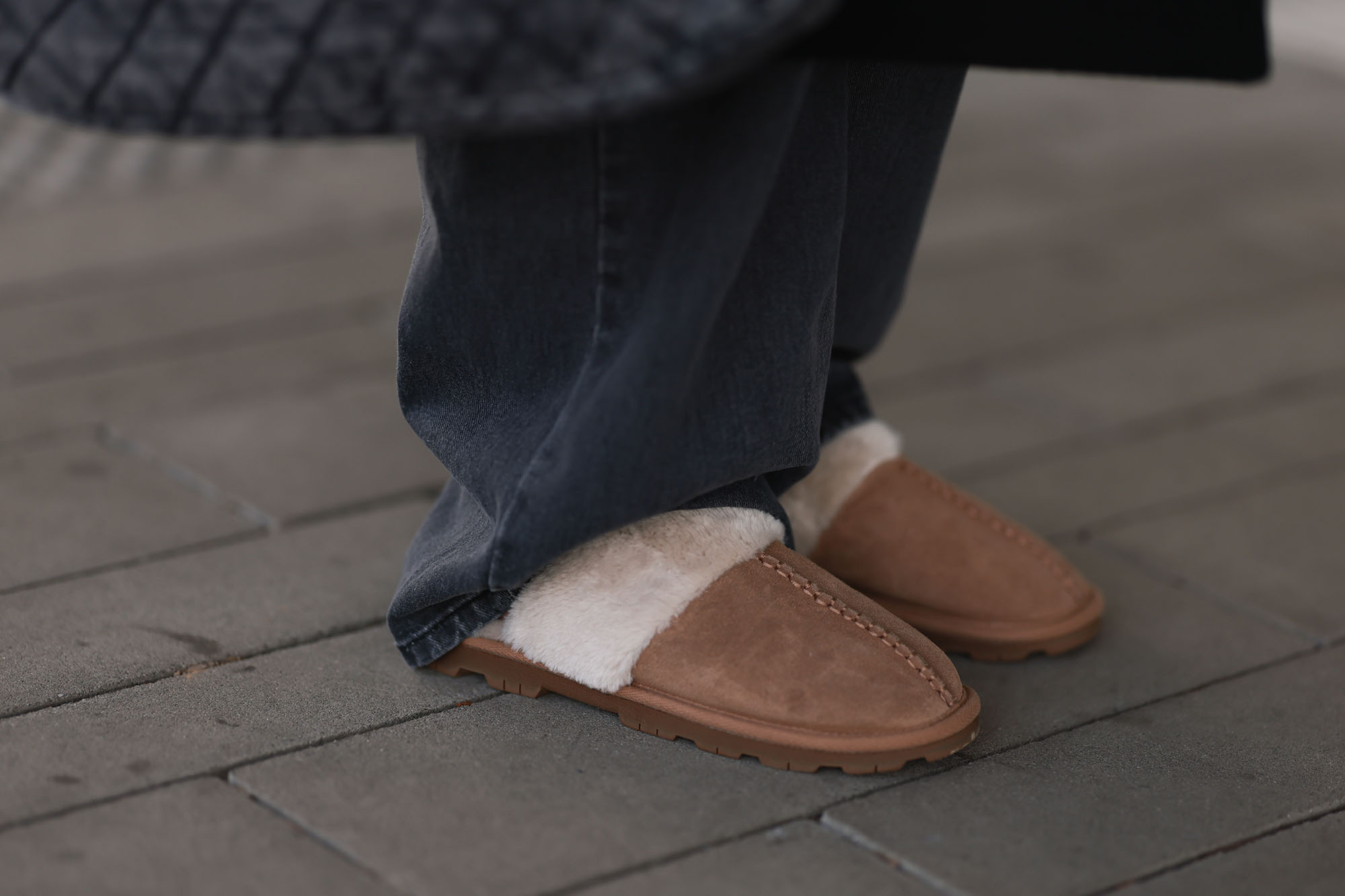 Zappos store ugg slippers