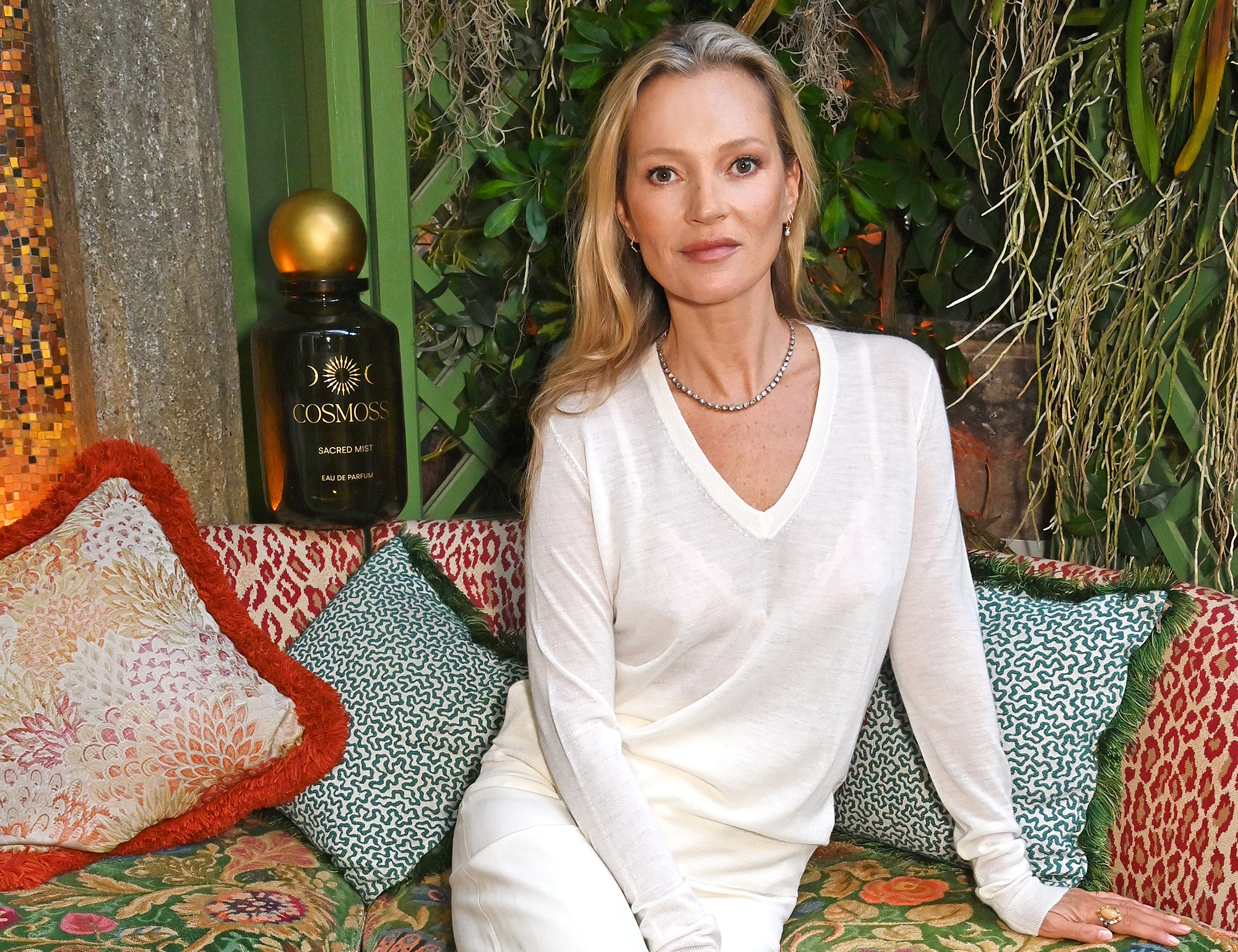 Kate Moss Wears an All-White Ensemble — Get the Look for $20