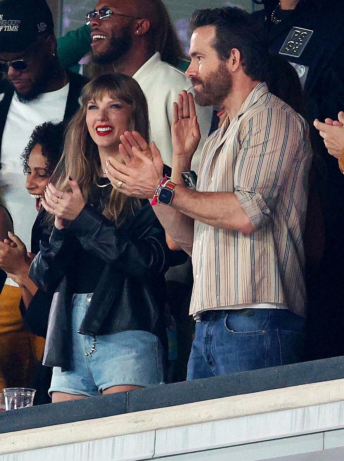 Taylor Swift attends Chiefs-Jets with A-list celebrities – NBC Boston