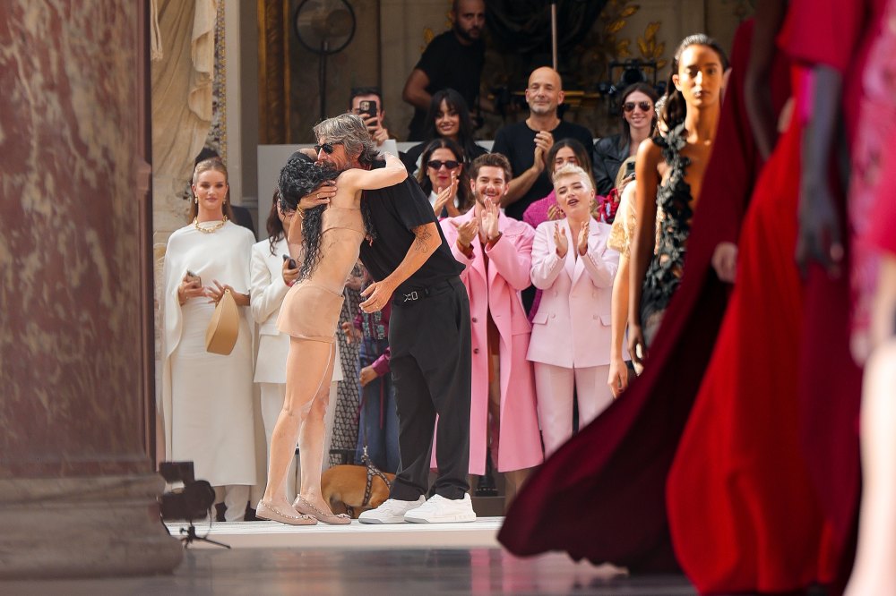 FKA twigs Debuts New Songs at Valentino's Paris Fashion Week Show: Watch