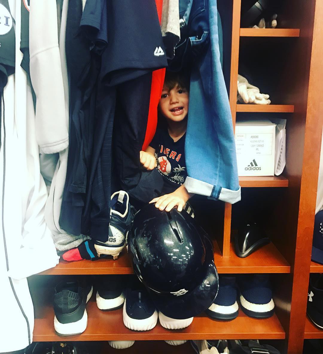 Der Sohn von Phillies-Star Nick Castellanos, Liam, ist sein größter Fan: Familienfotos