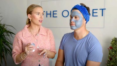 ScarJo Gives Husband Collin Jost a Facial