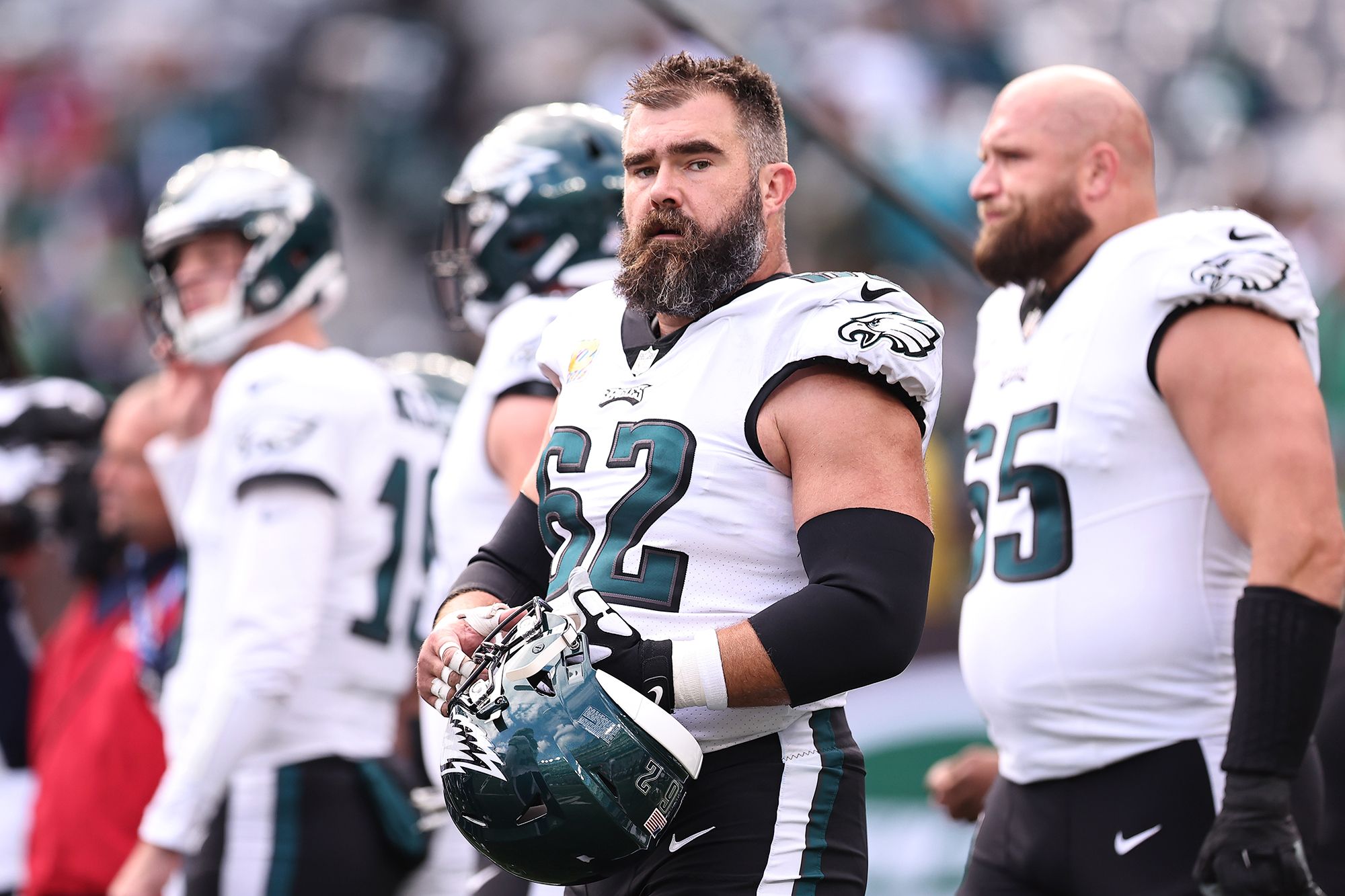 Travis Kelce labels Jason Kelce as Philadelphia's s*x symbol after Eagles  star's Kelly Green jersey leads sales among women - “This is sexy Batman”