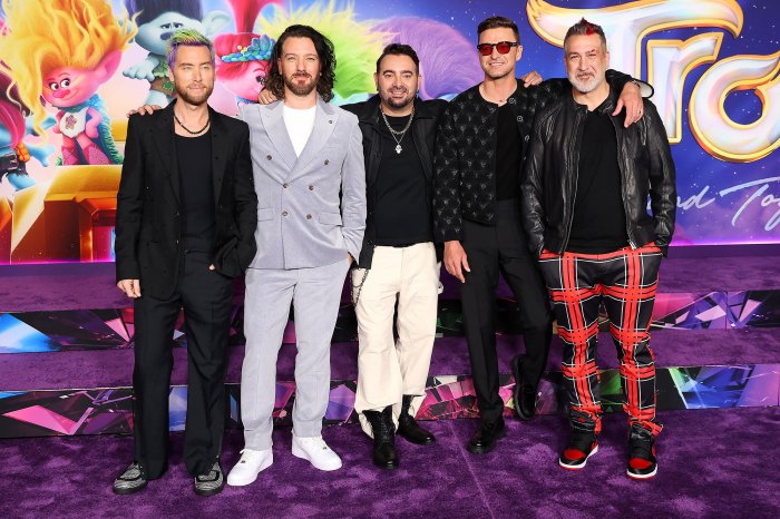 Justin Timberlake Attends 'Trolls' Premiere With 'NSync, Jessica Biel ...