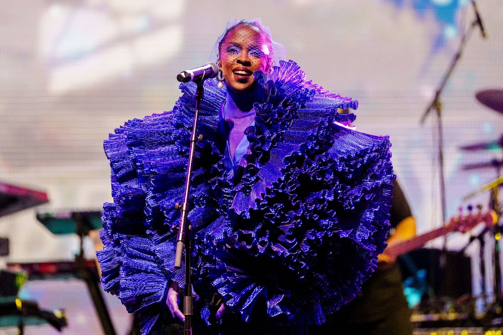 Lauryn Hill Addresses Being Late for Shows