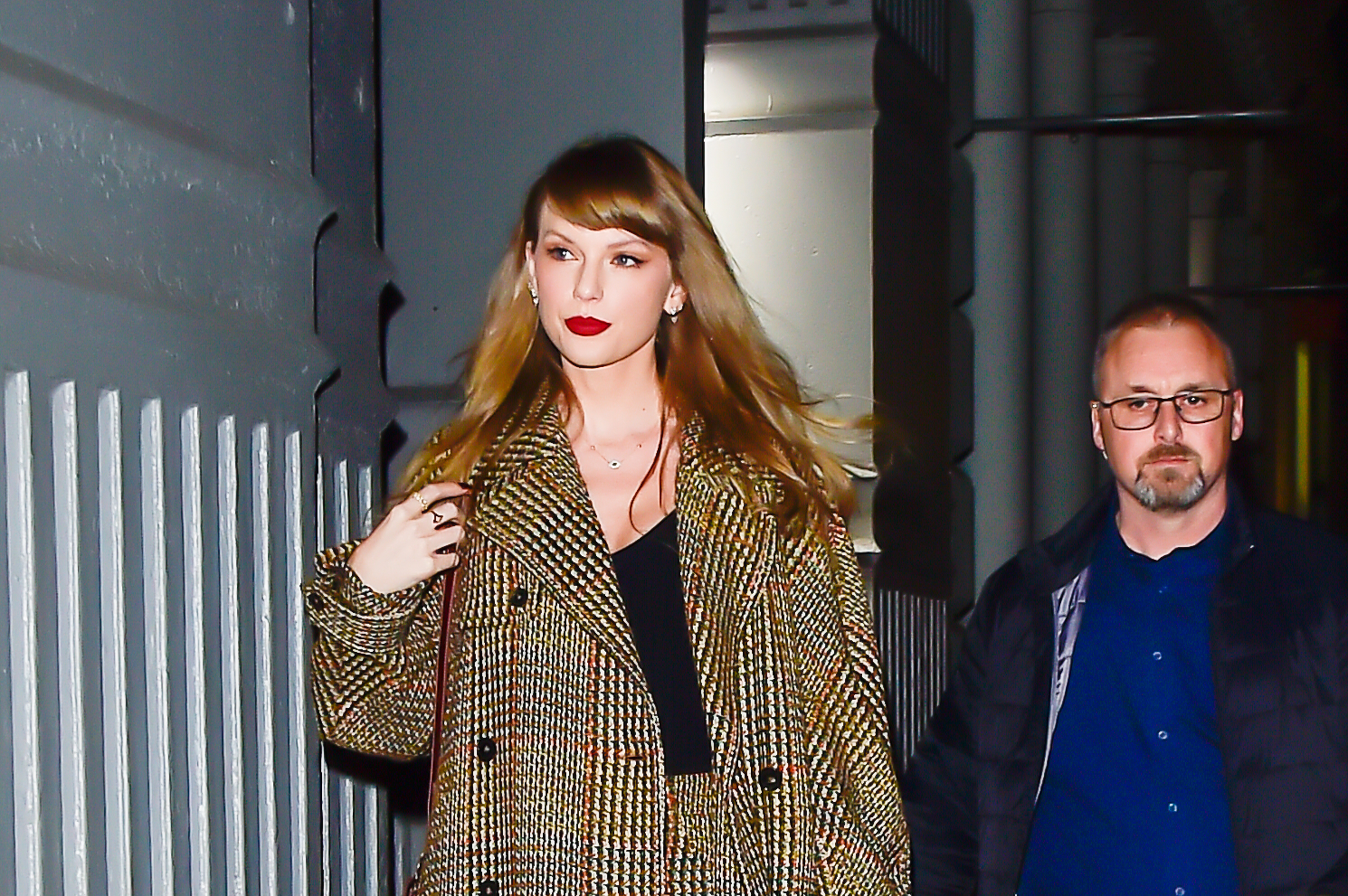 Taylor Swift on hand at Lambeau Field to watch Travis Kelce