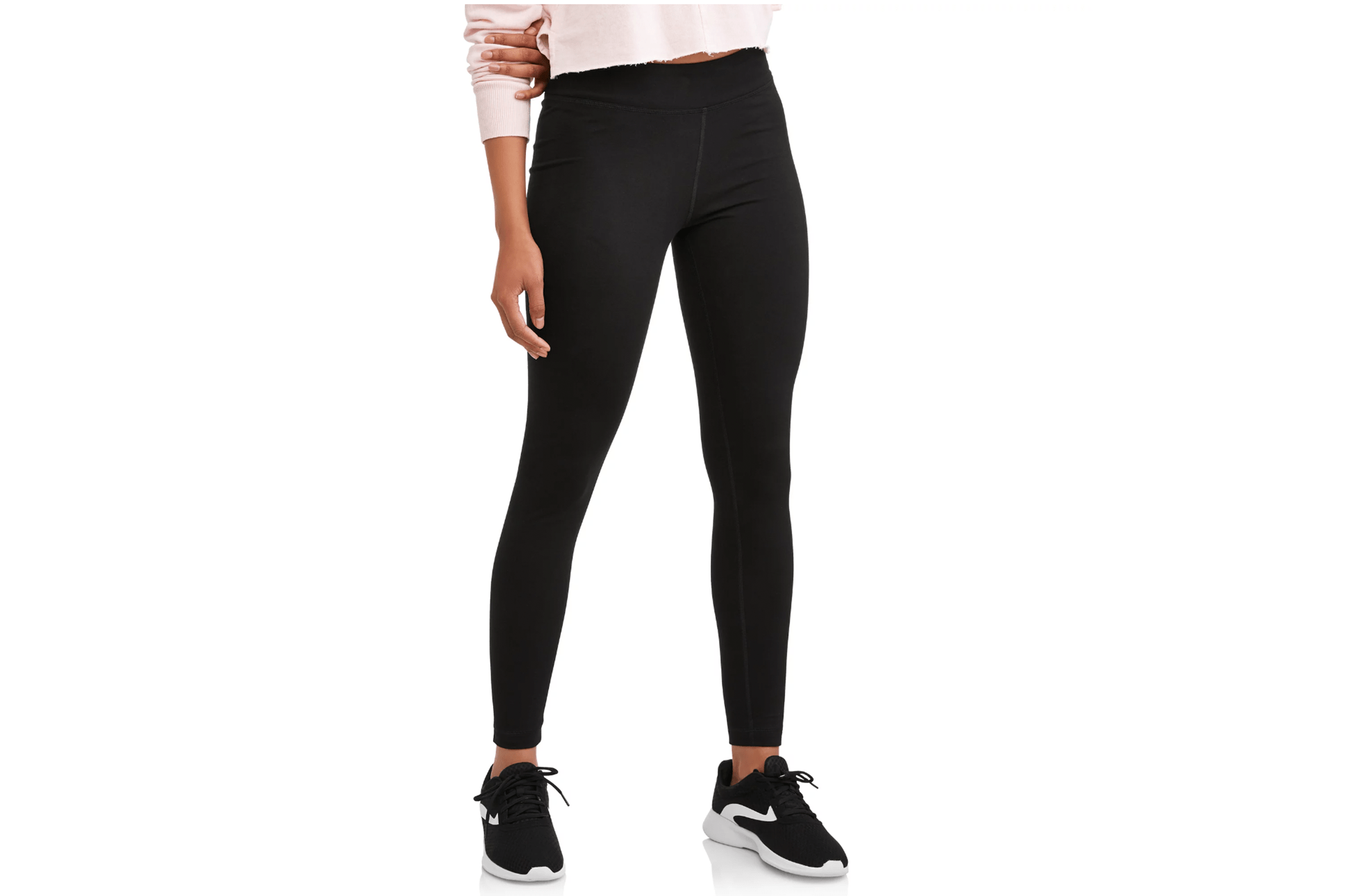 https://www.usmagazine.com/wp-content/uploads/2024/01/Athletic-Works-leggings.png?quality=86&strip=all