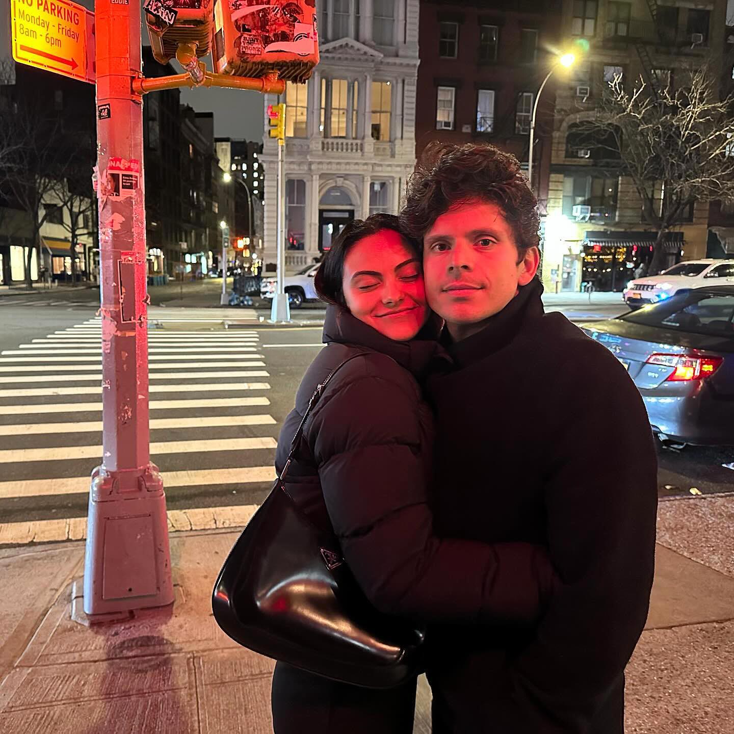 Camila Mendes ฉลองครบรอบ 2 ปีกับแฟนหนุ่ม Rudy Mancuso