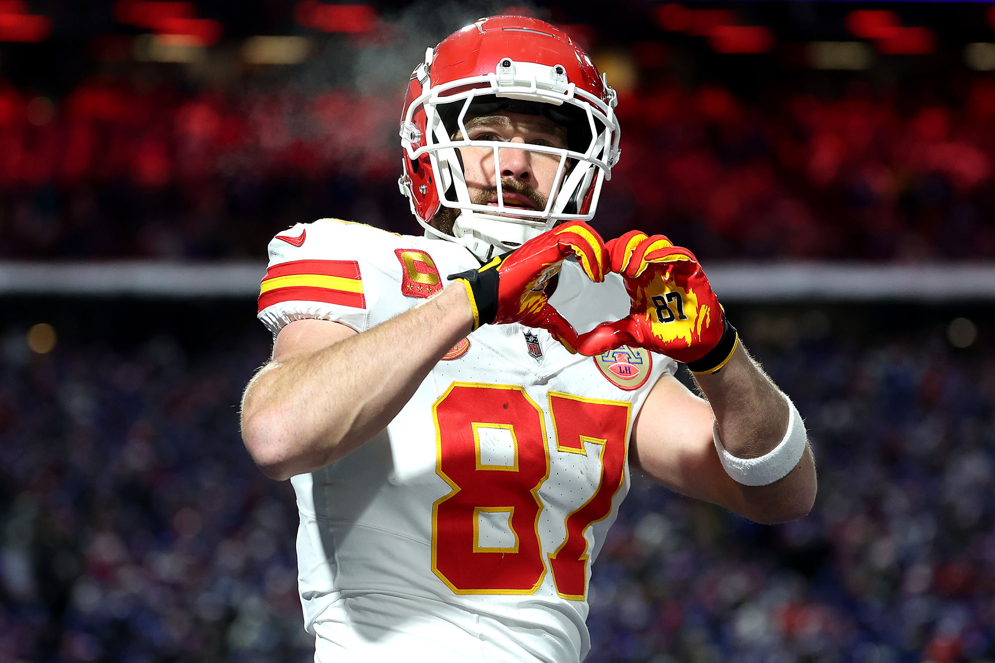 She made that b**** famous: Taylor Swift puts Travis Kelce on the