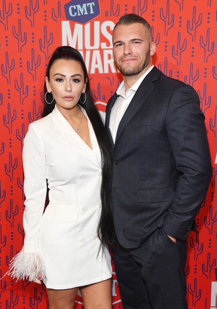 Jersey Shore s Jenni Farley Is Apprehensive to Set Zack Wedding Date