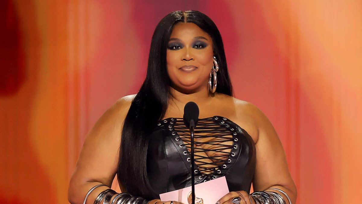 Before today, award -winning artist #Lizzo was being considered to
