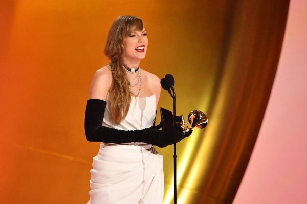 Taylor Swift Announces 11th Album ‘The Tortured Poets Department’ | Us ...