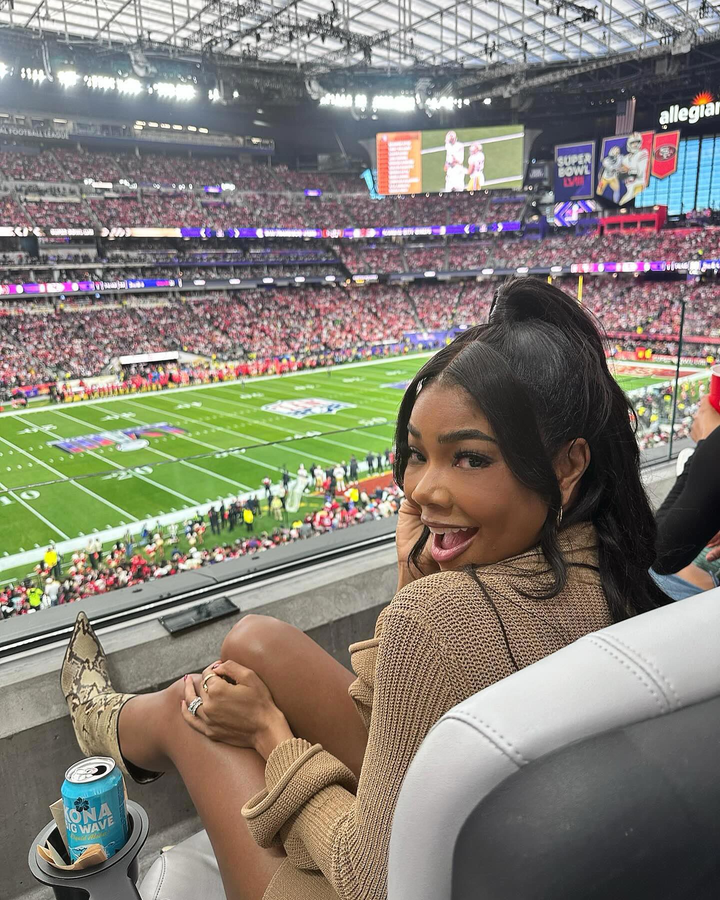 Lizzo Plays Up Her Edgy 2024 Super Bowl Outfit with Fishnet