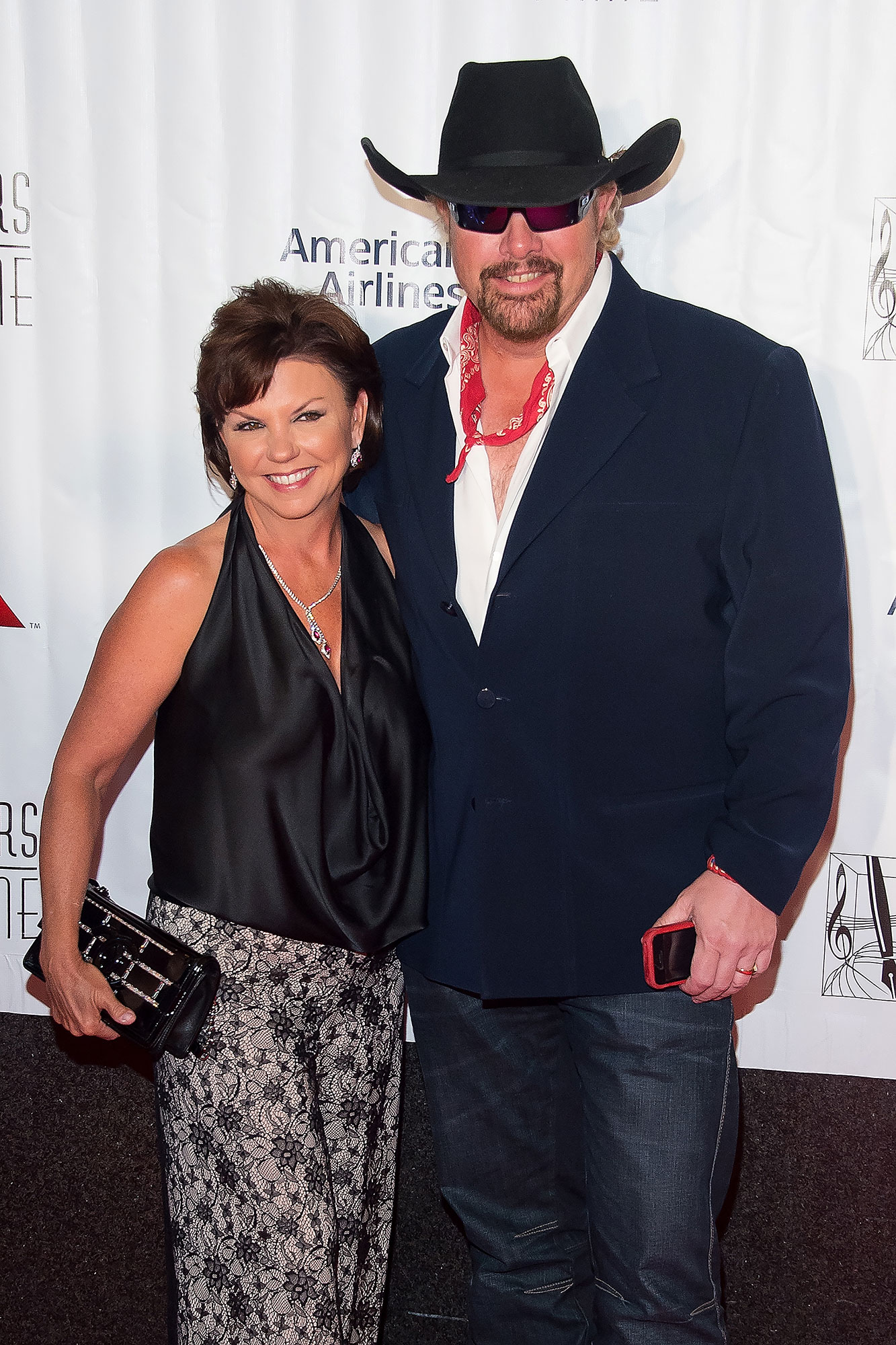 A Love Story That Spanned Decades: The Journey of Toby Keith and Tricia ...