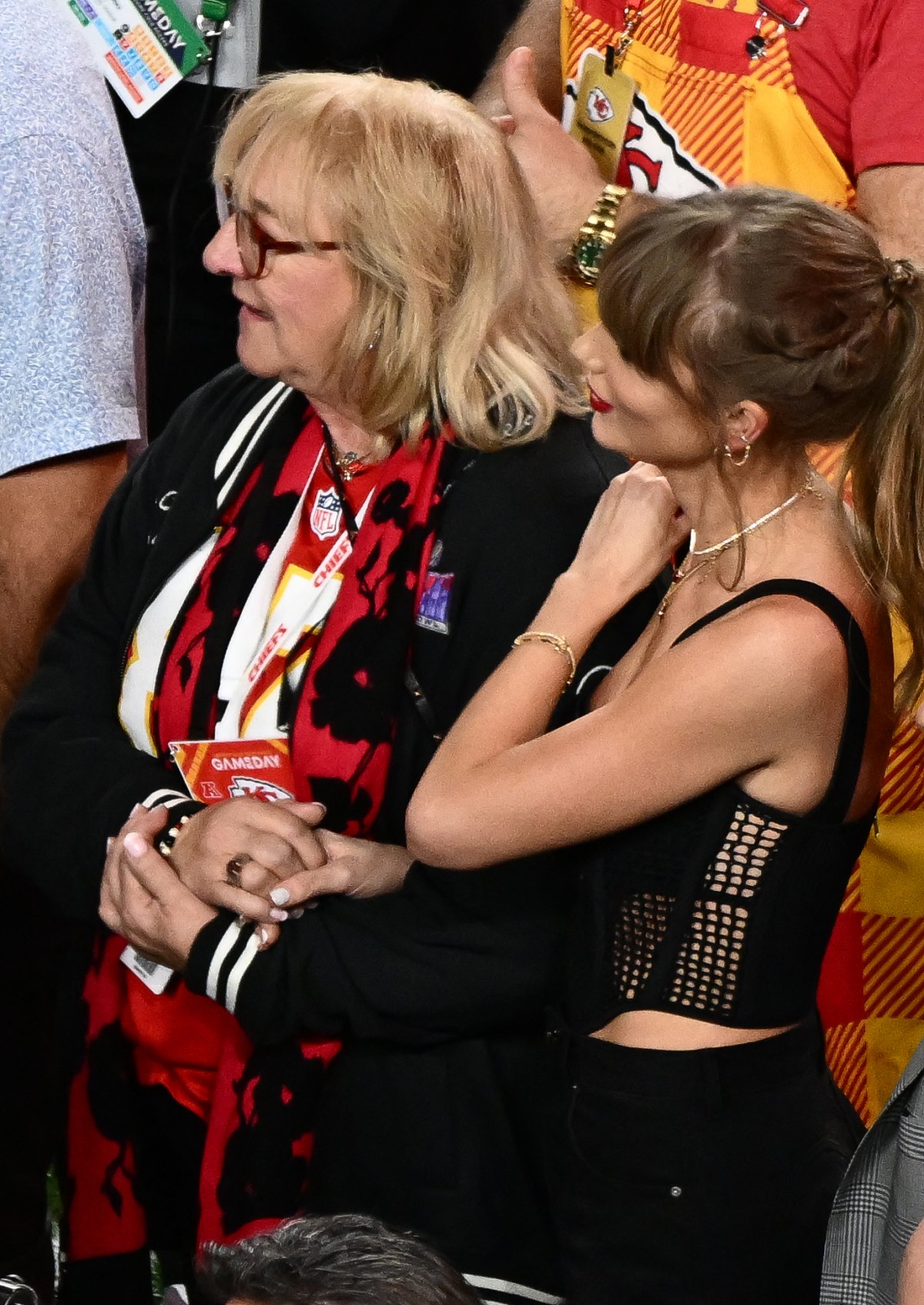 Taylor Swift, Donna Kelce Hold Hands After Chiefs Win Super Bowl 2025