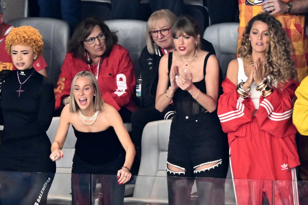 Celebrities Who Attended 2024 Super Bowl With Taylor Swift Us Weekly