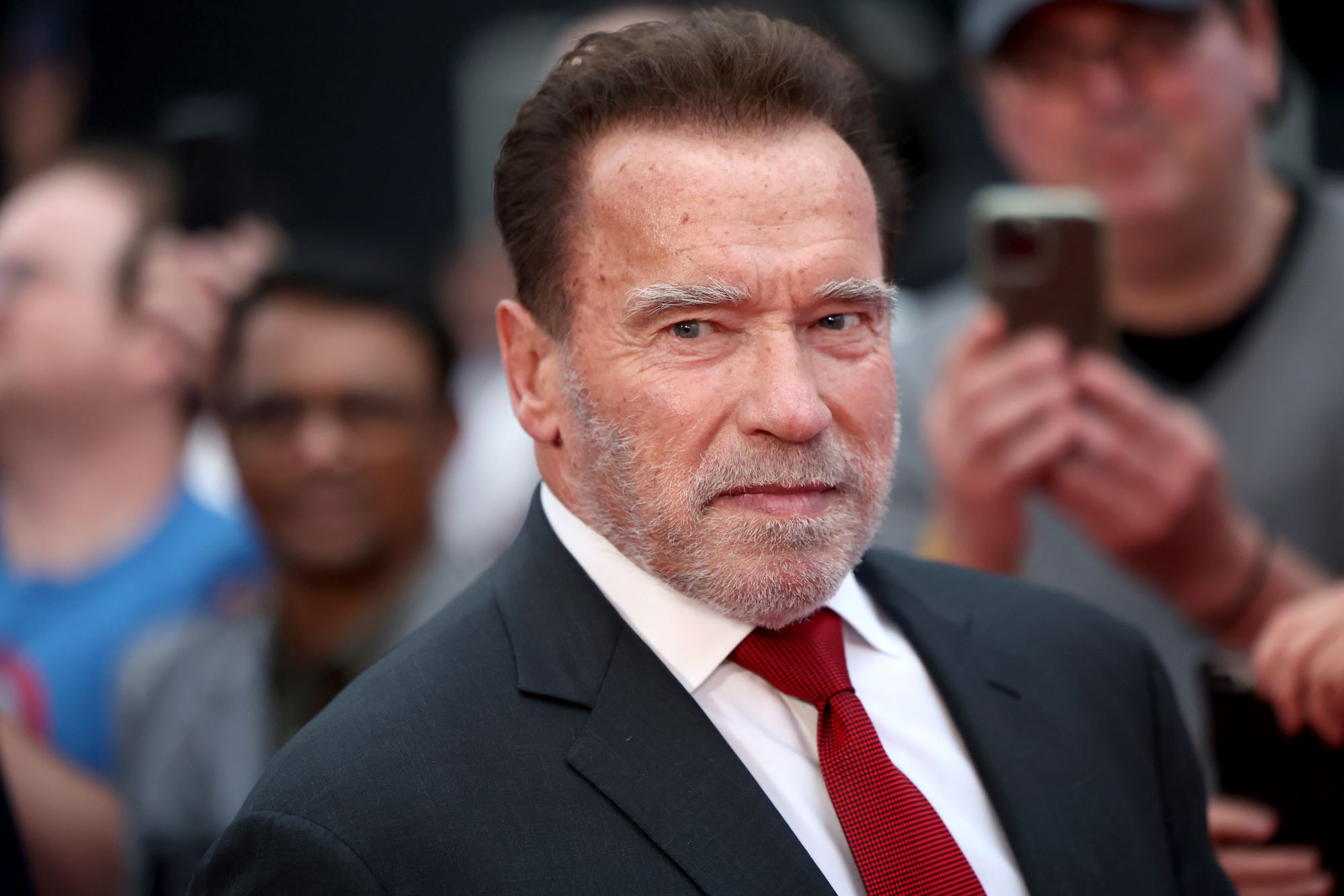 New Photo - Arnold Schwarzenegger Says He Had a Pacemaker Fitted Last Week | 6X6O5UX | 2024-03-30 23:08:01