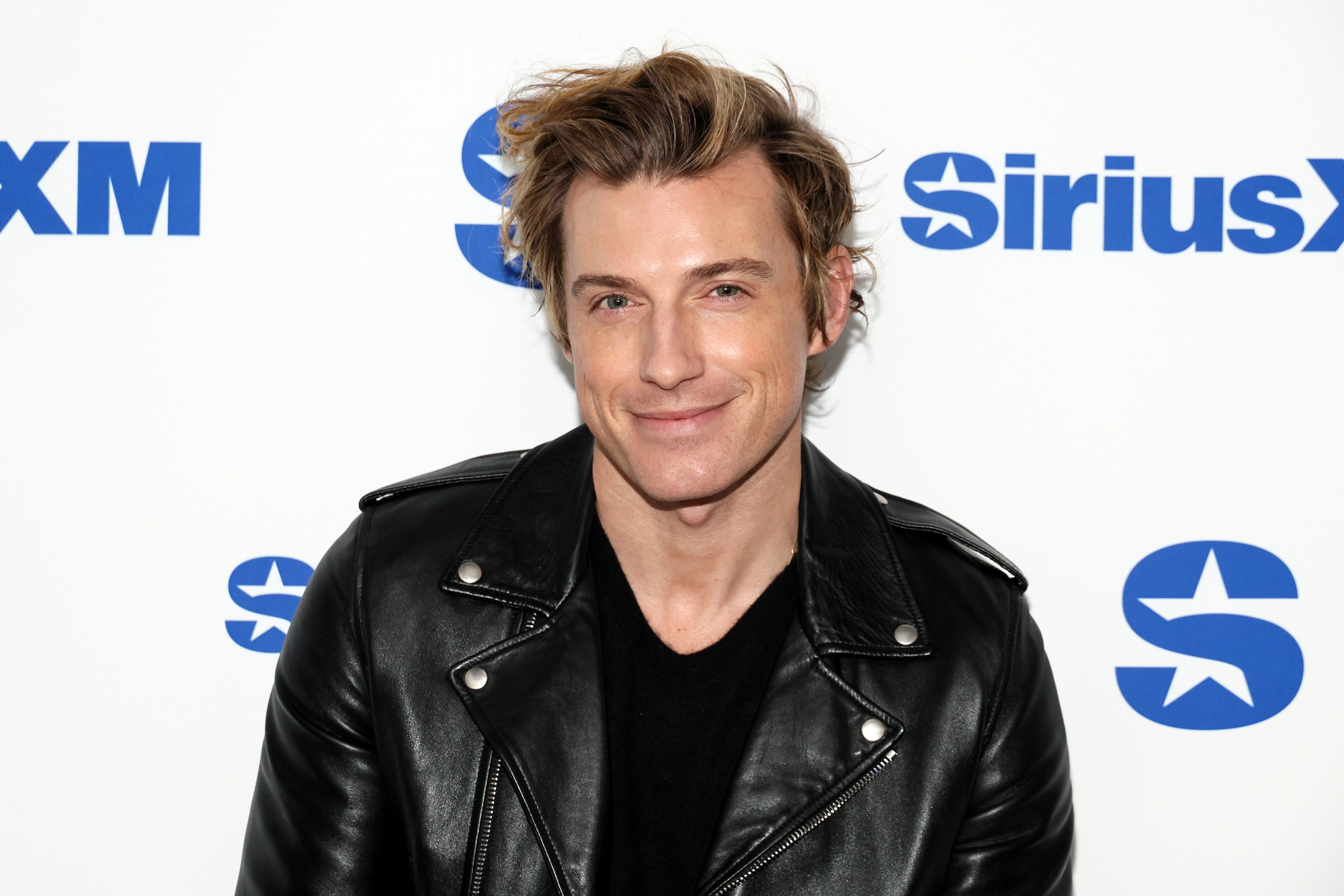 New Photo - Jeremiah Brent Addresses 'Drama' Rumors on 'Queer Eye' Set