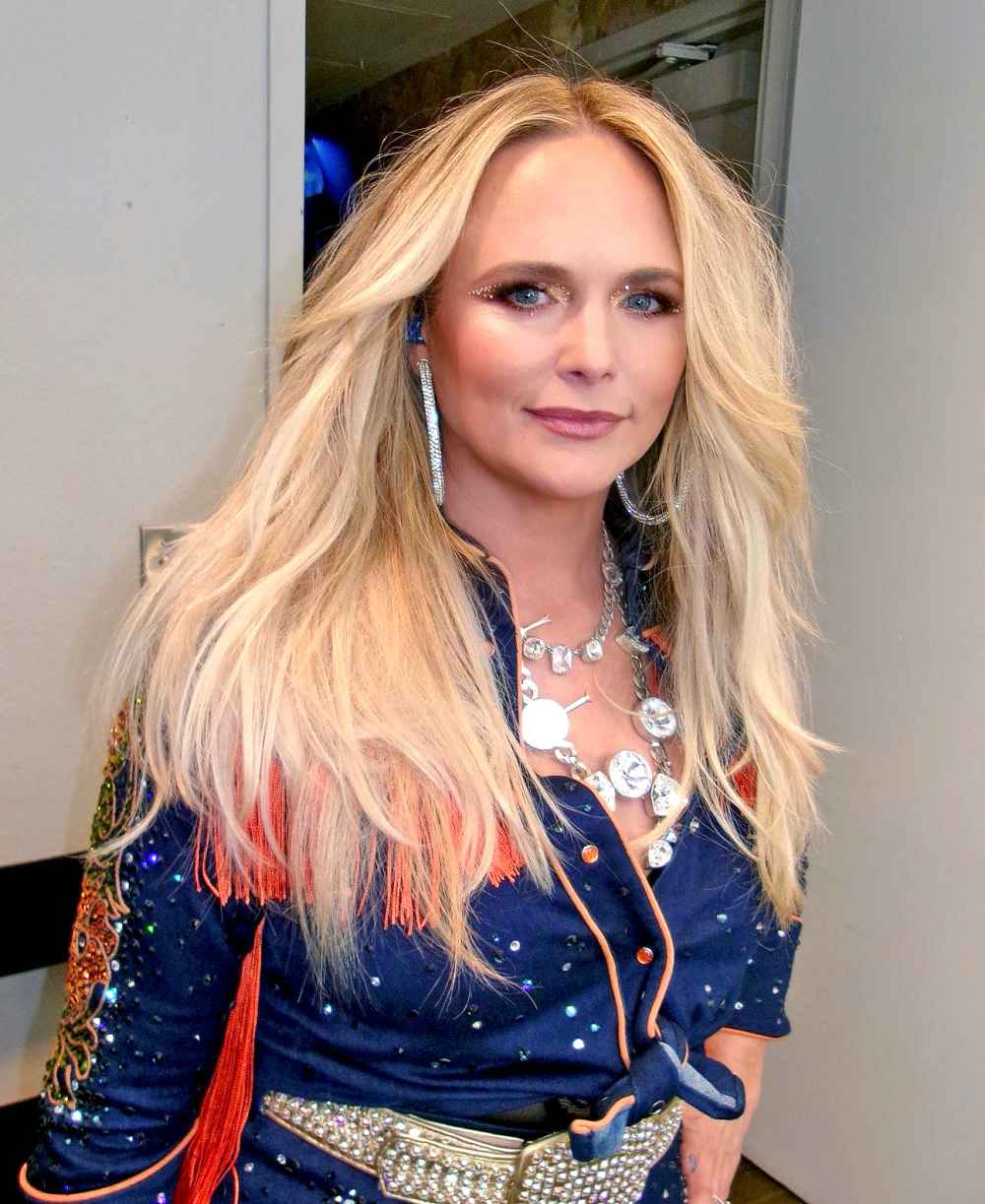 Miranda Lambert and Makeup Artist Moani Lee on the Glam Behind the Singer s Velvet Rodeo Residency