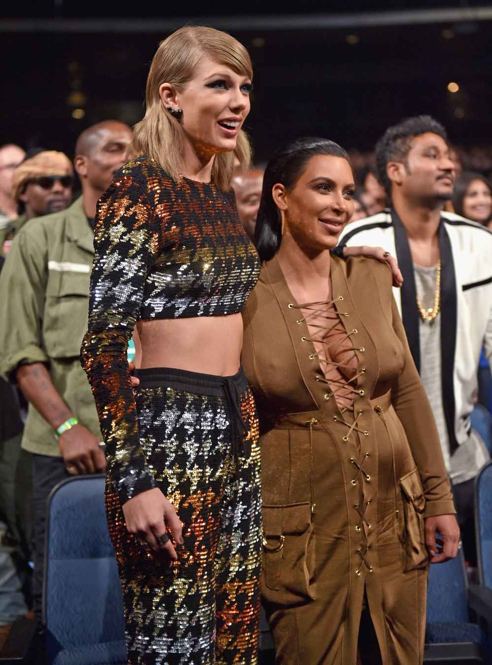 Are Taylor Swift and Kim Kardashian Friends: 