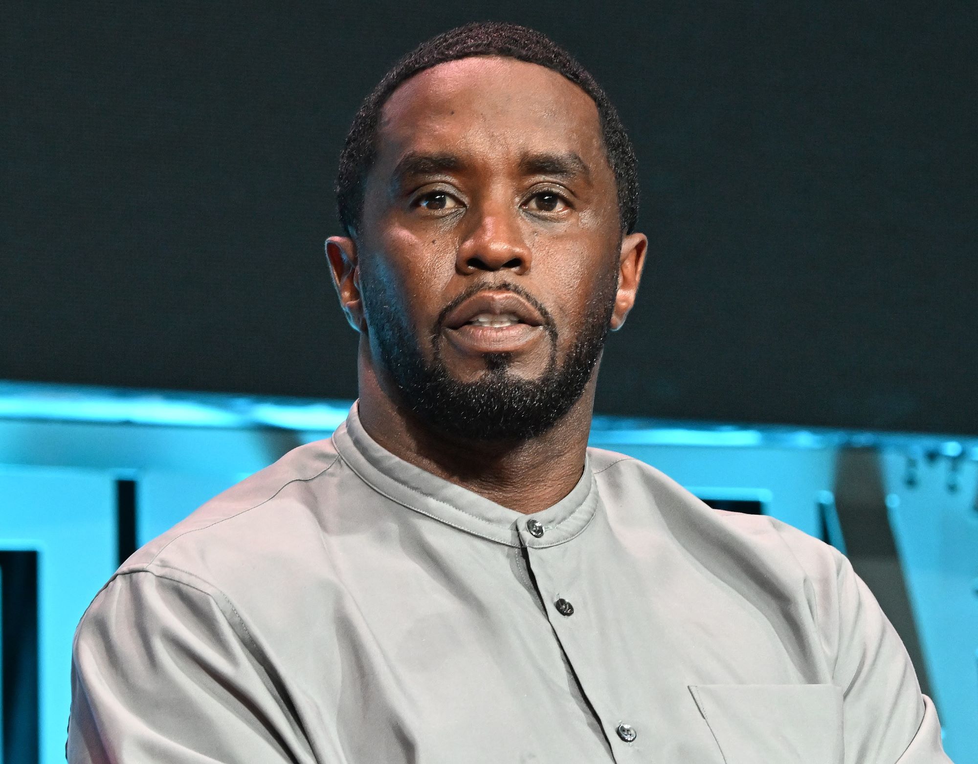 New Photo - Diddy Mutes Comments in His Return to Social Media After Home Raids | T0X0GY9 | 2024-04-02 23:08:01