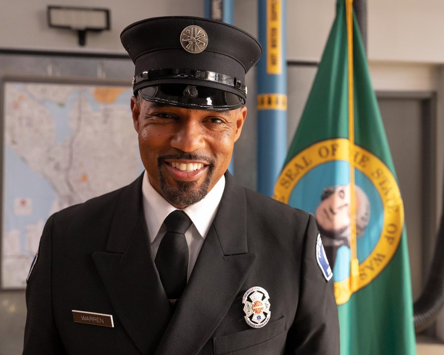 Could Ben Warren Return to Greys Anatomy After Station 19 Finale Jason Winston George 2