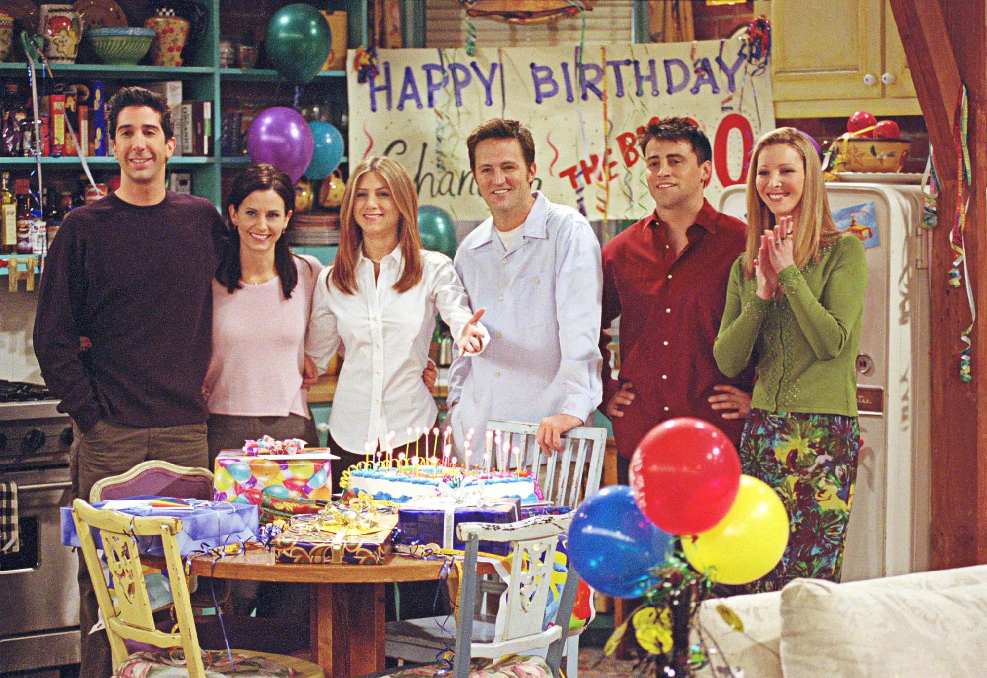 Tudo o que o elenco de ‘Friends’ disse sobre a morte de Matthew Perry